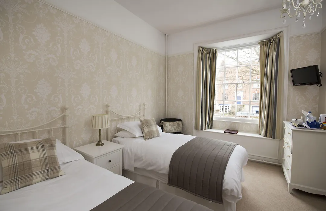 Bramwood Guest House-1